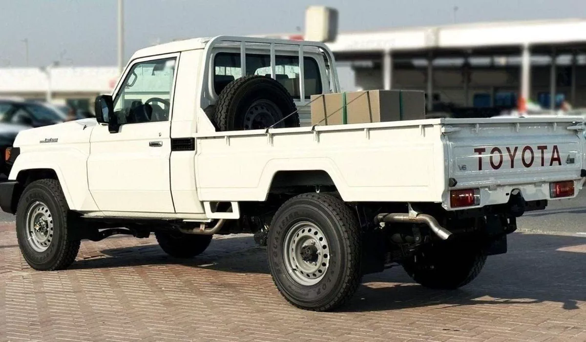 Toyota Land Cruiser Pick Up LAND CRUISER LC79 4.2L V6 DIESEL 2025 0KM-3-0
