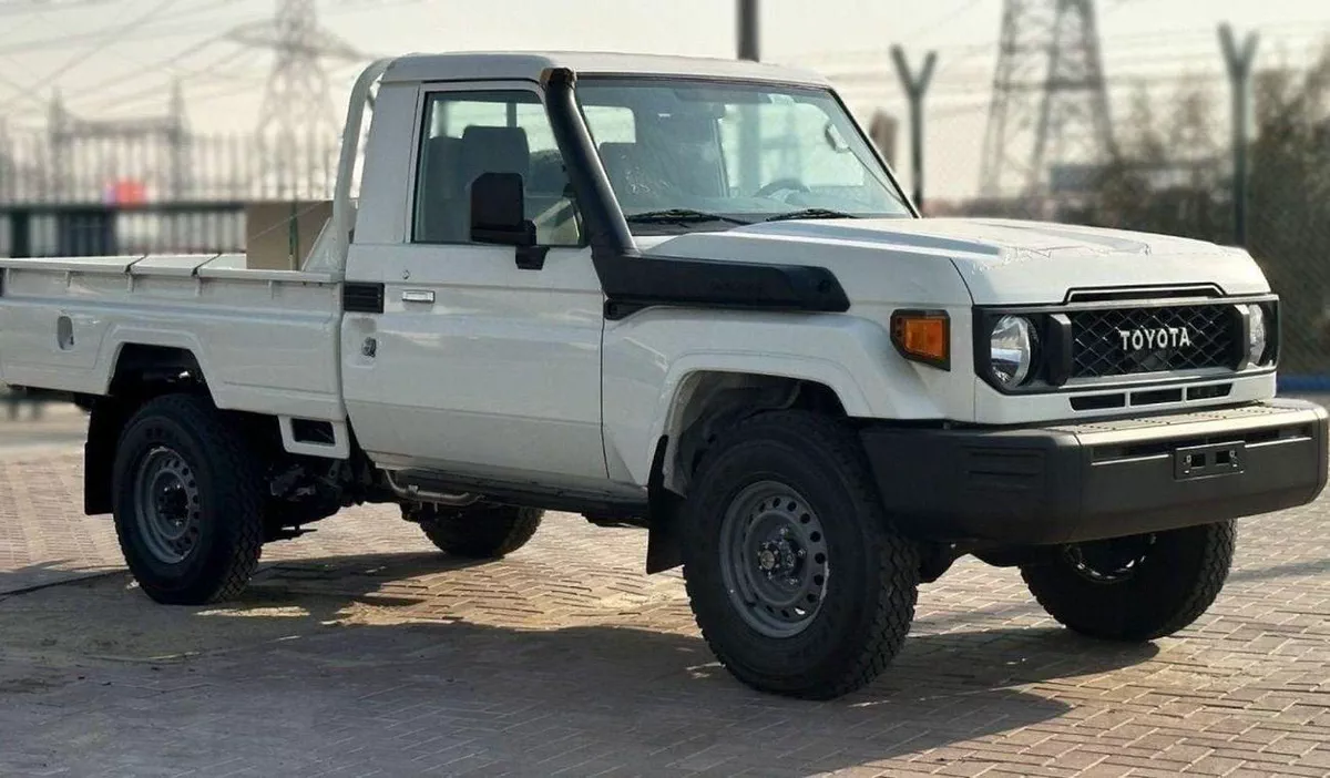 Toyota Land Cruiser Pick Up LAND CRUISER LC79 4.2L V6 DIESEL 2025 0KM-4-0
