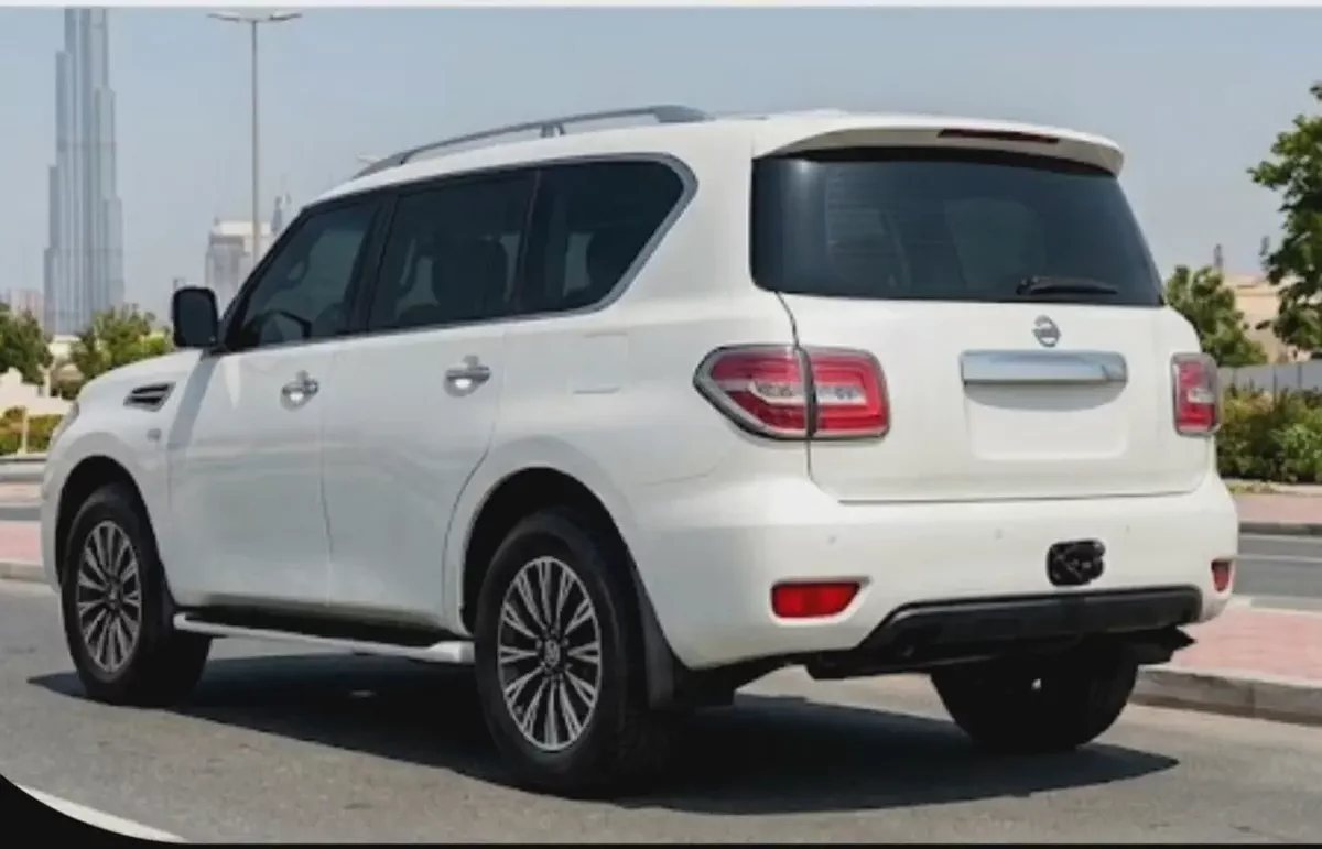 Nissan Patrol 2018 LE Platinum Cash, Zero Dp & Inhouse finance - Excellent Condition GCC Specs-1-1