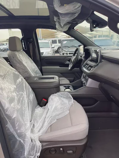 2024 GMC Yukon SLT - GCC Specs - Brand New-16