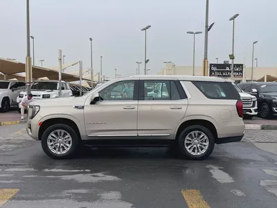 2024 GMC Yukon SLT - GCC Specs - Brand New-2