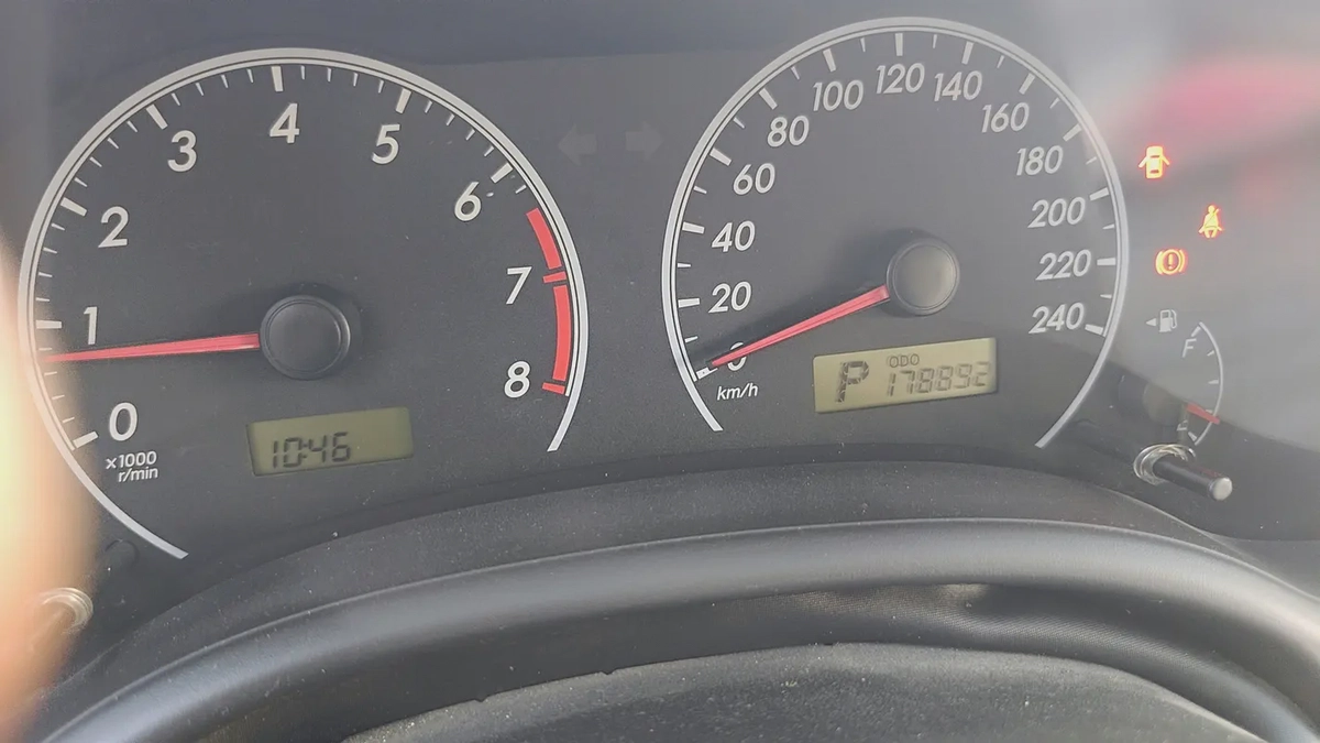 Toyota Corolla 2013 GCC Specs - Reliable Daily Driver-18-18