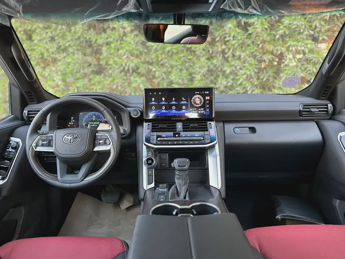 Land Cruiser 2026 | 3.5 GXR | GCC Specs | Brand New-14-14