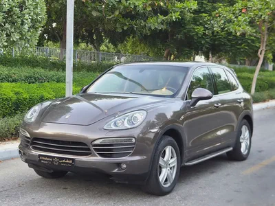 Porsche Cayenne S 2013 | GCC Specs | 2keys Well Maintained-2
