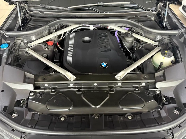 2024 BMW X7 xDrive40i M-Kit