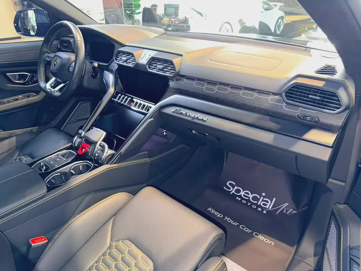 Lamborghini Urus S / 2023 / European Specs / 360 Degree Cameras-9-9