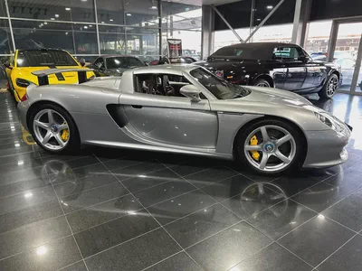 PORSCHE CARRERA GT, FULL SERVICE HISTORY, MAJOR SERVICE FROM AL NABOODAH,EXCELLENT CONDITION-9
