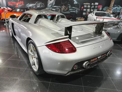 PORSCHE CARRERA GT, FULL SERVICE HISTORY, MAJOR SERVICE FROM AL NABOODAH,EXCELLENT CONDITION-12