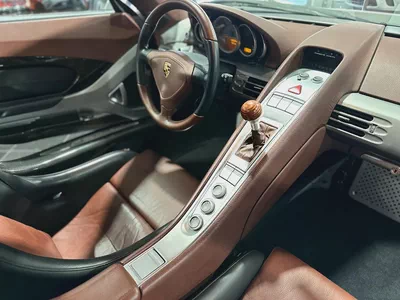 PORSCHE CARRERA GT, FULL SERVICE HISTORY, MAJOR SERVICE FROM AL NABOODAH,EXCELLENT CONDITION-4