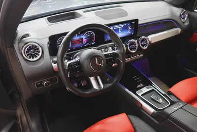 MERCEDES-BENZ GLB 250-2025-11000-GCC SPECS-UNDER WARRANTY  SERVICE-9