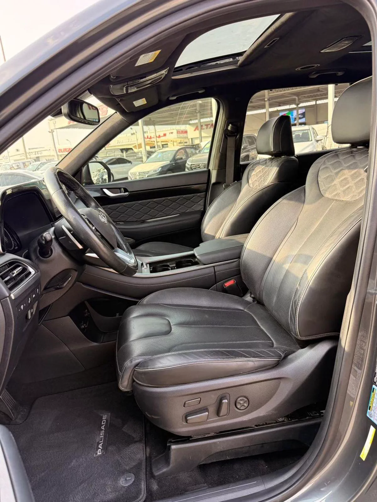 Hyundai Palisade PREMIUM NAPPA Limited 3.8 L panoramic, 360 cameras full option-5-0