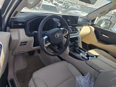 TOYOTA LC300 GXR 3.5L PETROL 2026 | SILVER EXTERIOR-9