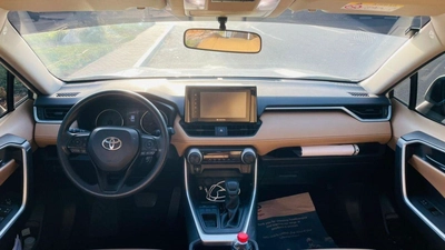 Toyota RAV4 EX 2.5L (2WD) EX-7