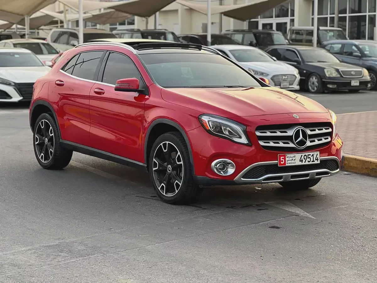 Mercedes-Benz GLA 250 2018 - American Specs-6-6