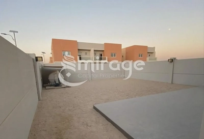 VILLA FOR RENT IN MANAZEL AL REEF 2, AL SAMHA-1