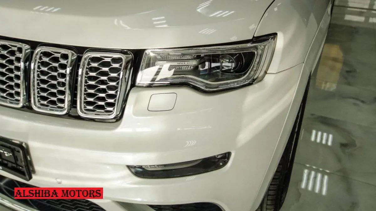 Jeep Grand Cherokee Summit-3-3