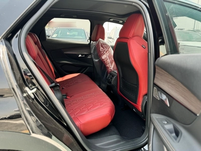 PEUGEOT 3008 GT-7
