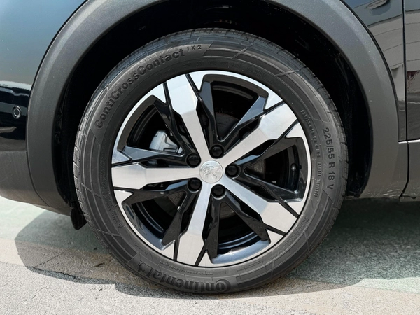 PEUGEOT 3008 GT
