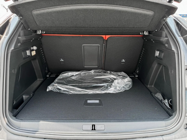 PEUGEOT 3008 GT