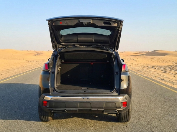 PEUGEOT 3008 GT