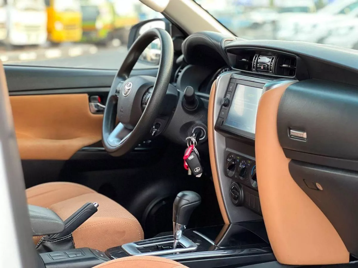 Toyota Fortuner  2023 Toyota Fortuner - EXR  2.7 L V4 -AWD 4x4 - Rear Sensor - Cruise Control - No  Accident - 2Key --11-0
