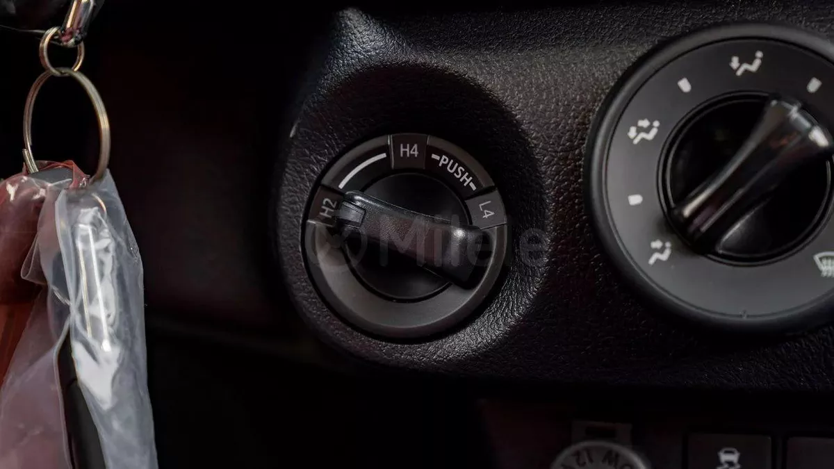 Toyota Hilux TOYOTA HILUX DC | 2-YEAR WARRANTY + SERVICE AVAILABLE | 0% DOWNPAYMENT (BANK)-13-13