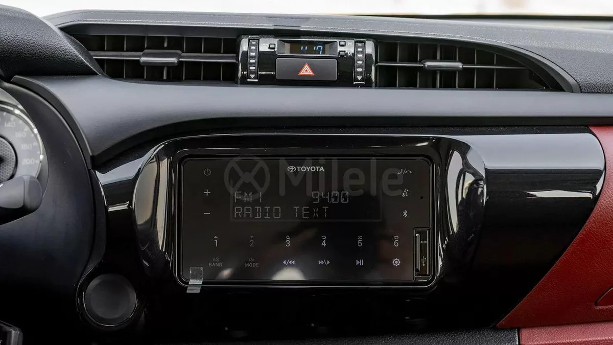 Toyota Hilux TOYOTA HILUX DC | 2-YEAR WARRANTY + SERVICE AVAILABLE | 0% DOWNPAYMENT (BANK)-14-14