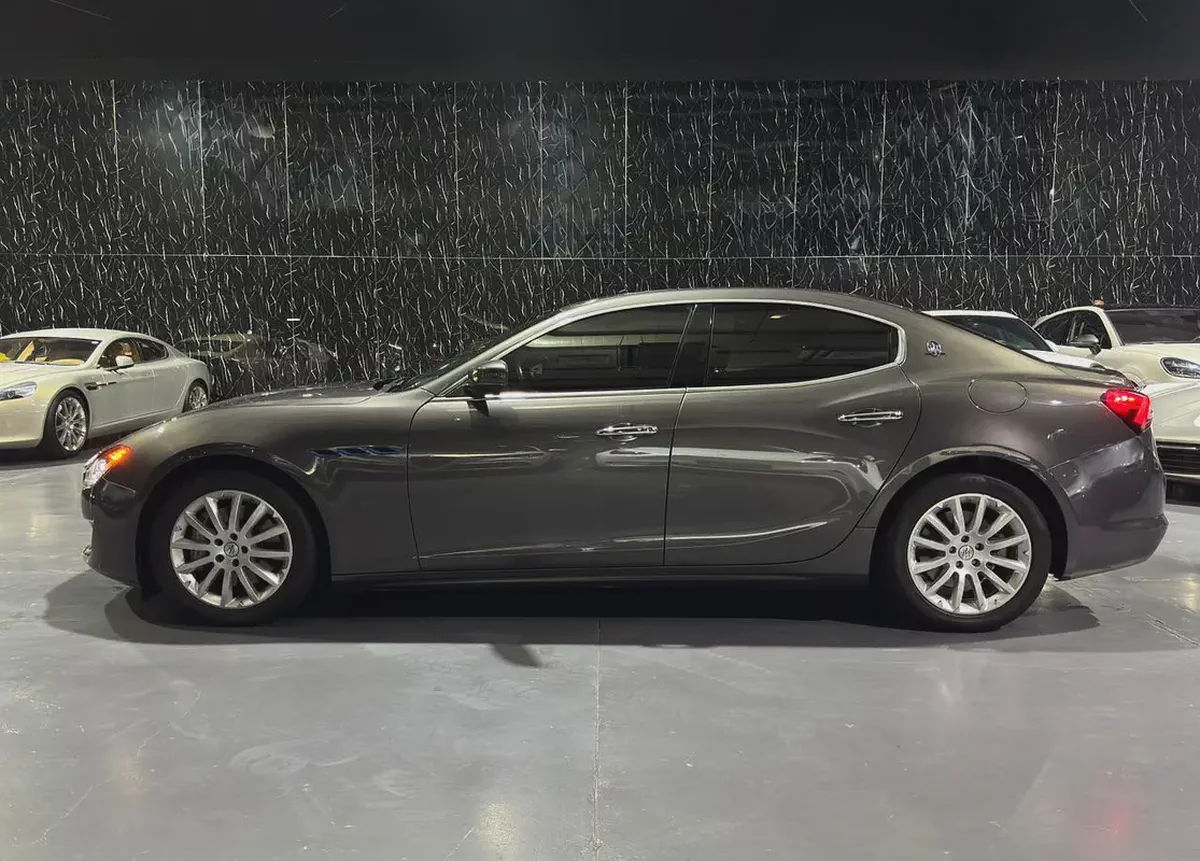 2021 Maserati Ghibli | GT Hybrid | GCC | Low Mileage | Well Maintained-5-5