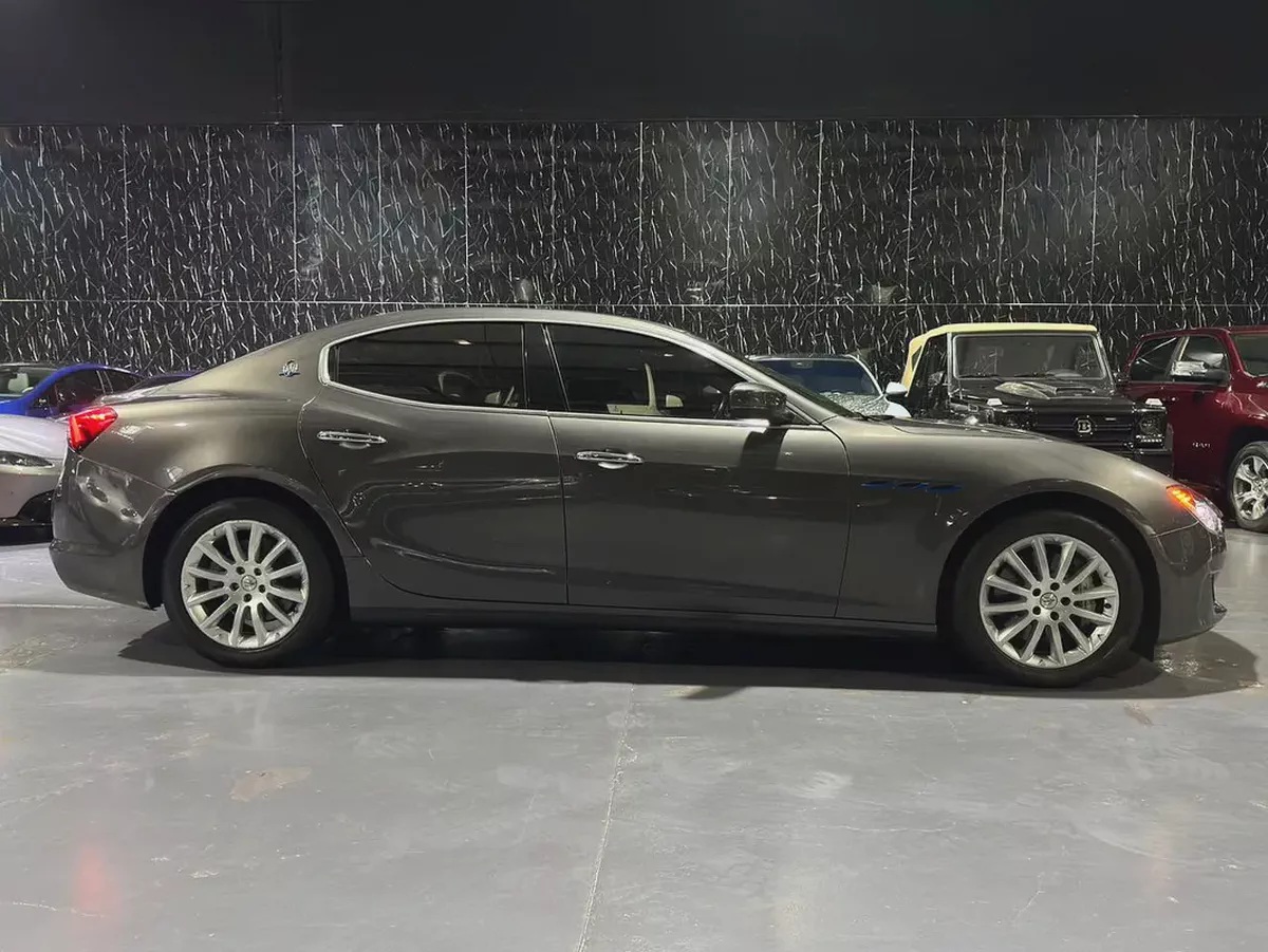 2021 Maserati Ghibli | GT Hybrid | GCC | Low Mileage | Well Maintained-6-6