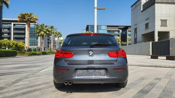 2019 BMW 120||DIGITAL SPEEDOMETER|| CARPLAY || FULL AGENCY SERVICES||  ACCIDENT FREE ORIGINAL PAINT