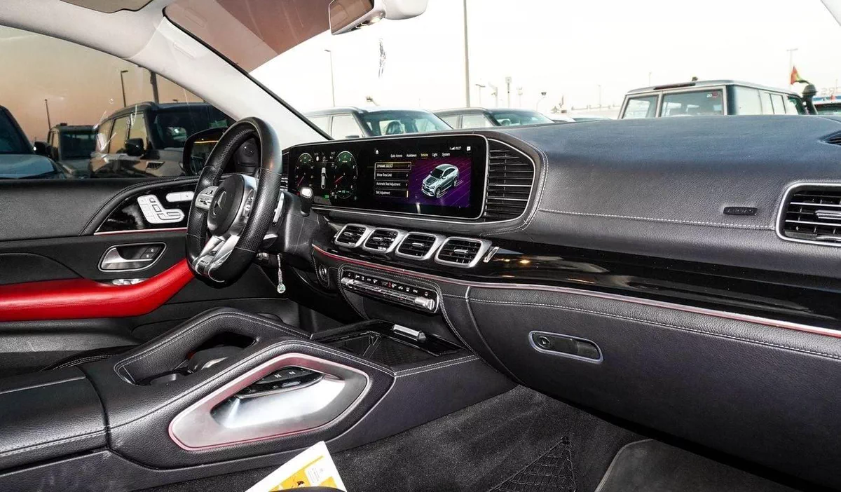 Mercedes Benz GLE53 AMG COUPE 4MATIC+-9-0