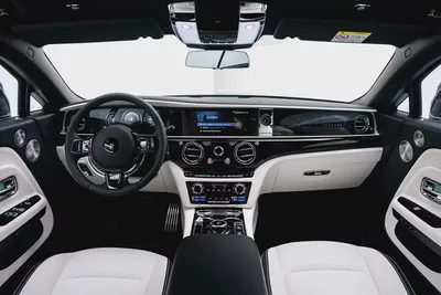 2025 ROLLS ROYCE SPECTRE.   BESPOKE SOUND SYSTEM. IMMERSIVE SEATS. MAIN DEALER WARRANTY AND SERVICE.-16