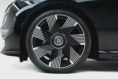 2025 ROLLS ROYCE SPECTRE.   BESPOKE SOUND SYSTEM. IMMERSIVE SEATS. MAIN DEALER WARRANTY AND SERVICE.-4