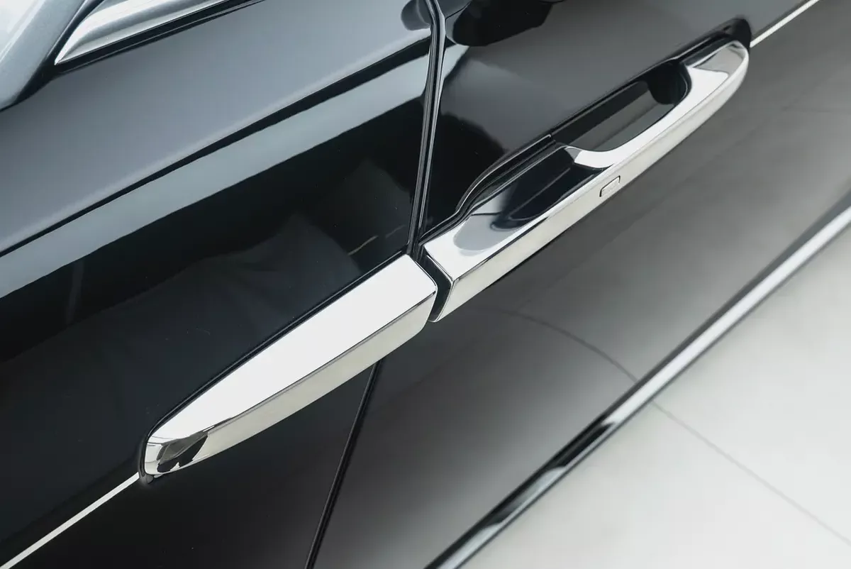 2025 ROLLS ROYCE SPECTRE.   BESPOKE SOUND SYSTEM. IMMERSIVE SEATS. MAIN DEALER WARRANTY AND SERVICE.-7-7