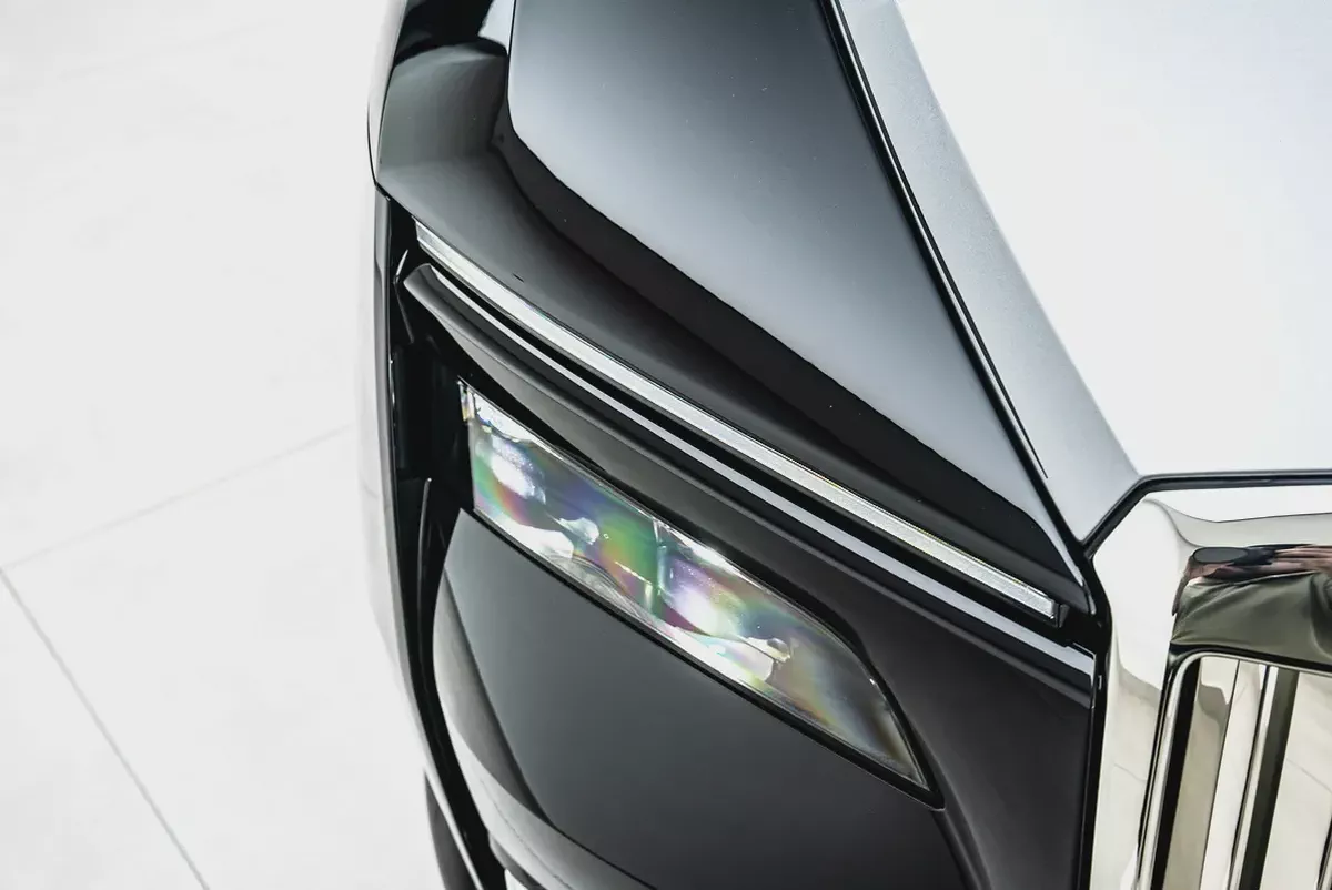 2025 ROLLS ROYCE SPECTRE.   BESPOKE SOUND SYSTEM. IMMERSIVE SEATS. MAIN DEALER WARRANTY AND SERVICE.-8-8