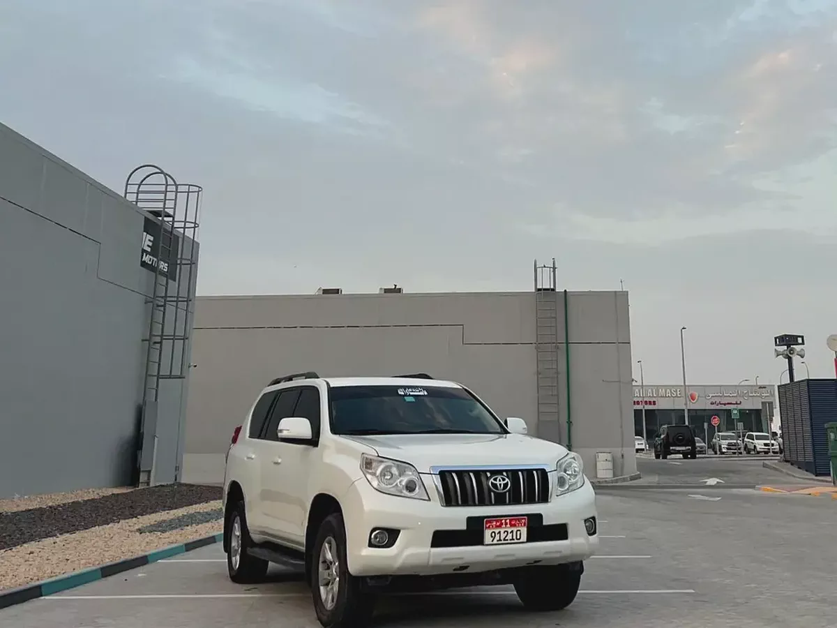 Well Maintained Toyota Prado 2011 TXL | GCC Specs | Reliable SUV-4-4
