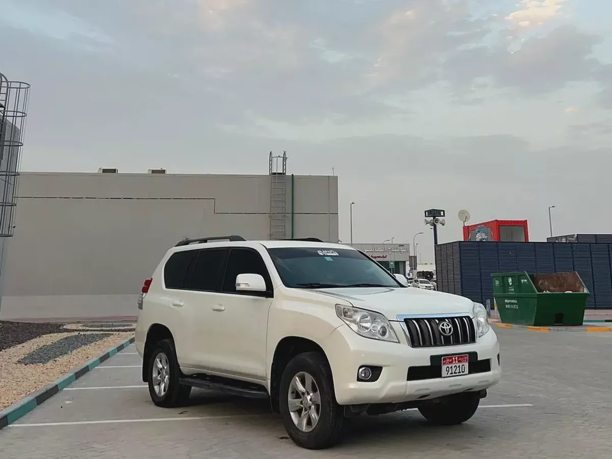 Well Maintained Toyota Prado 2011 TXL | GCC Specs | Reliable SUV-5-5