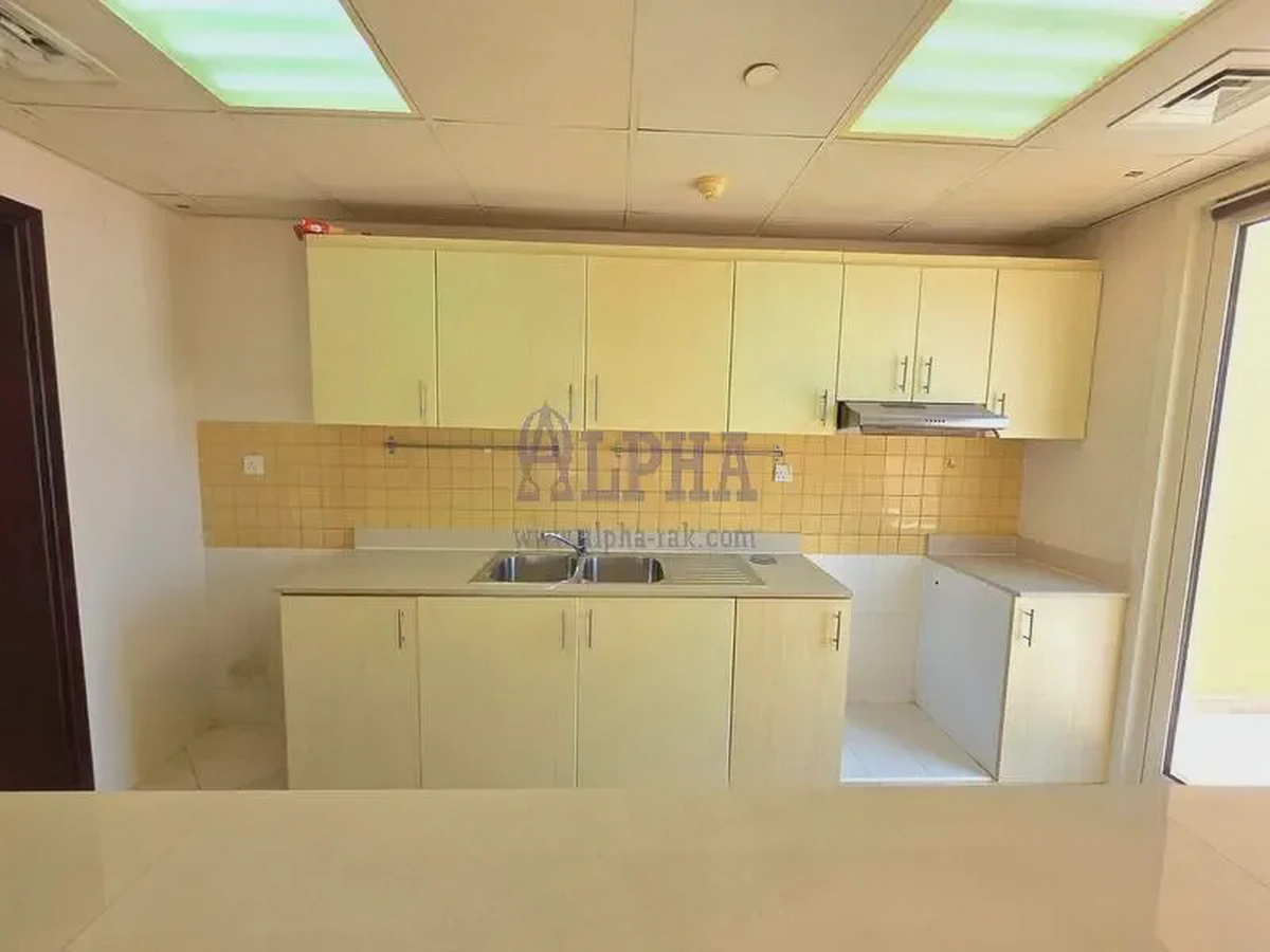 1BHK | Garden view | Big Balcony-3-3