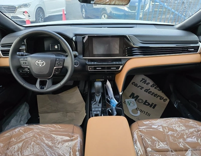 TOYOTA CAMRY E PLUS 2.5L 2026-11