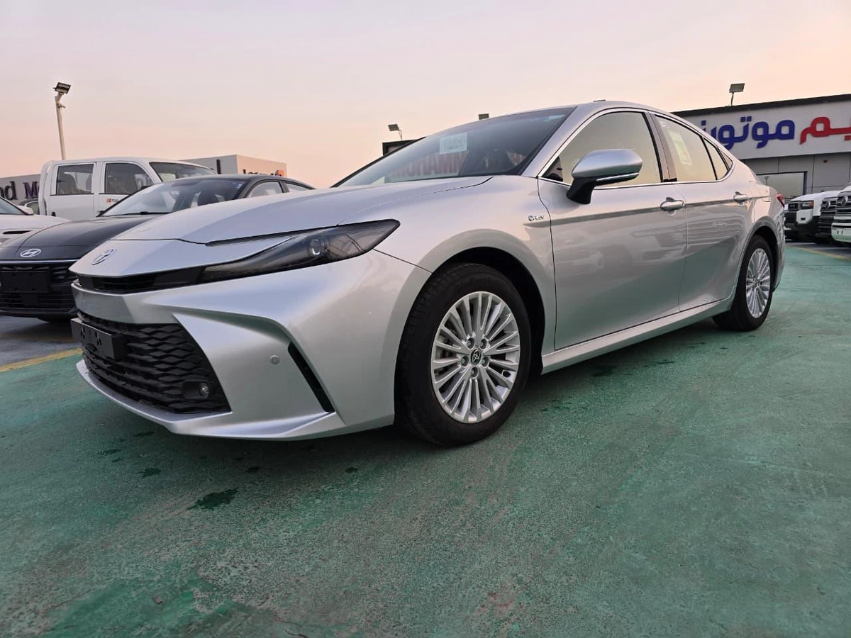 TOYOTA CAMRY E PLUS 2.5L 2026-9-9