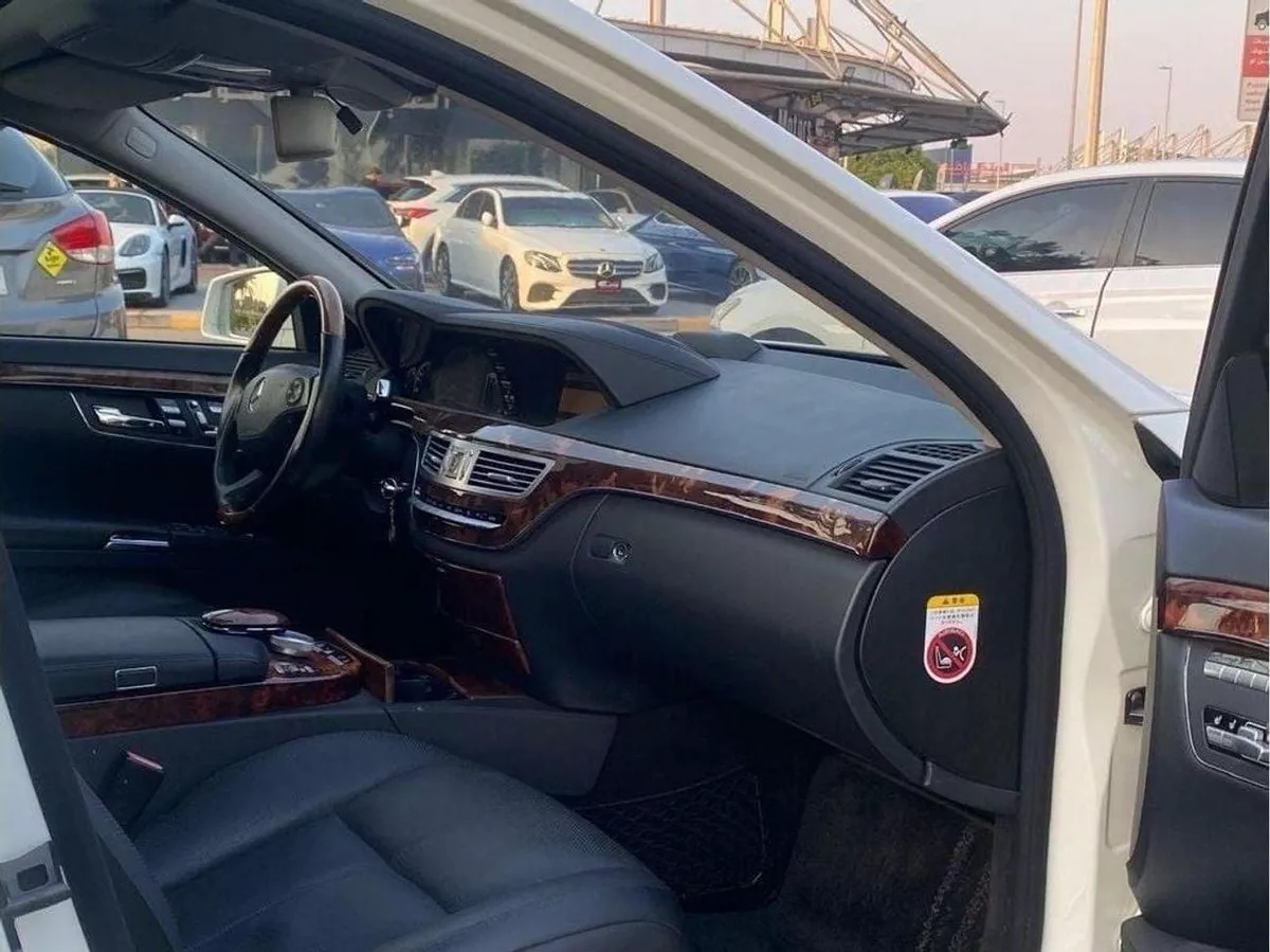 Mercedes Benz S550-10-0