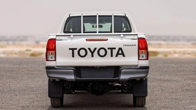 Toyota Hilux TOYOTA HILUX 2.4 DIESEL 4x4 2026-8