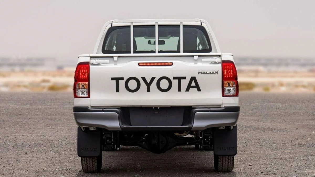 Toyota Hilux TOYOTA HILUX 2.4 DIESEL 4x4 2026-8-8