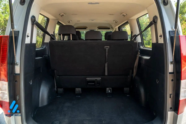 Hyundai Staria Premium