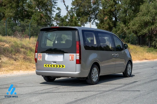 Hyundai Staria Premium