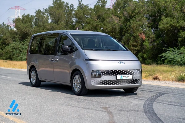 Hyundai Staria Premium