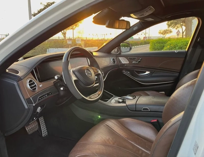Mercedes S63 AMG G.C.C Full Options No Accident-10