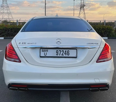 Mercedes S63 AMG G.C.C Full Options No Accident-5