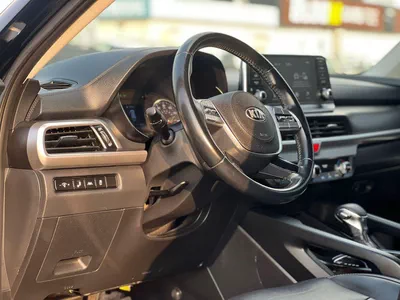 Kia Telluride LX 2020 Kia Telluride 3.8L V6 - Rear Camera & Sensor - Leather Seats With Rims --10
