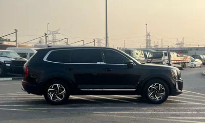 Kia Telluride LX 2020 Kia Telluride 3.8L V6 - Rear Camera & Sensor - Leather Seats With Rims --4
